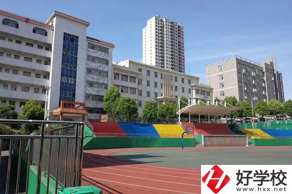 邵陽市計(jì)算機(jī)普通中等專業(yè)學(xué)校是公辦嗎？辦學(xué)條件好嗎？