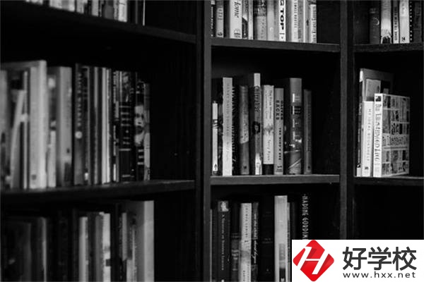 湖南初中畢業(yè)選3+2還是3+3？有五年制大專推薦嗎？
