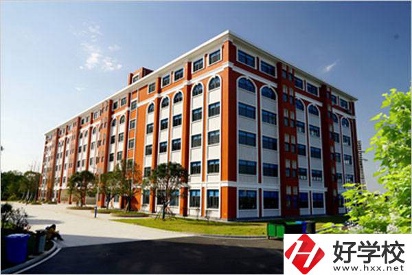 長沙中南藝術(shù)學校的熱門專業(yè)是哪些？