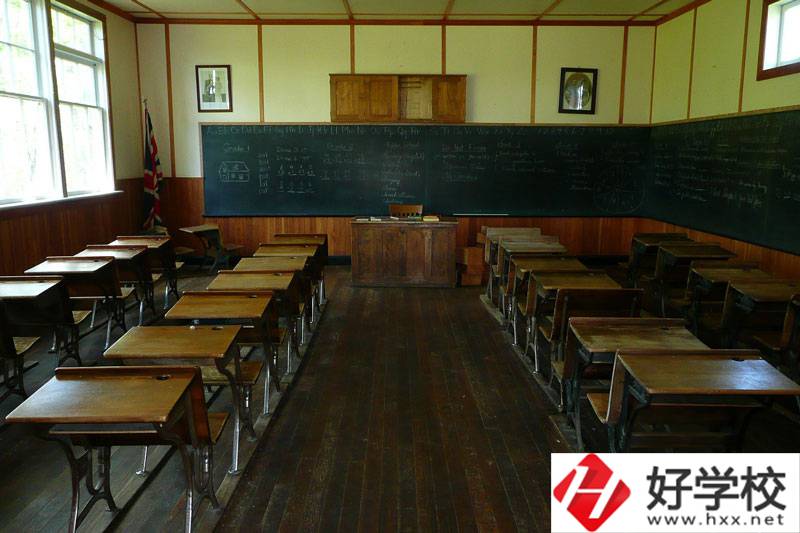 湘西州經(jīng)濟(jì)貿(mào)易學(xué)校是公辦學(xué)校嗎？怎么樣？