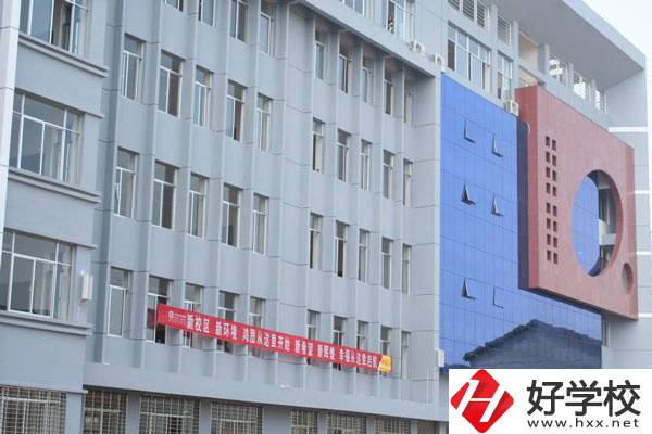 張家界排名前五的中職學(xué)校？中職生就業(yè)怎么樣？