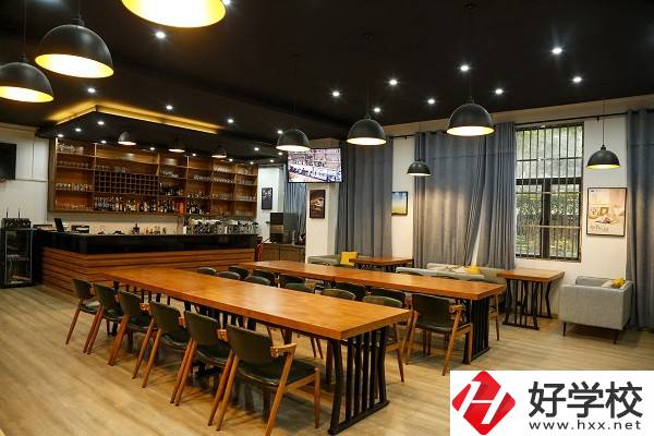 湖南比較好的中專(zhuān)烹飪學(xué)校有哪些？