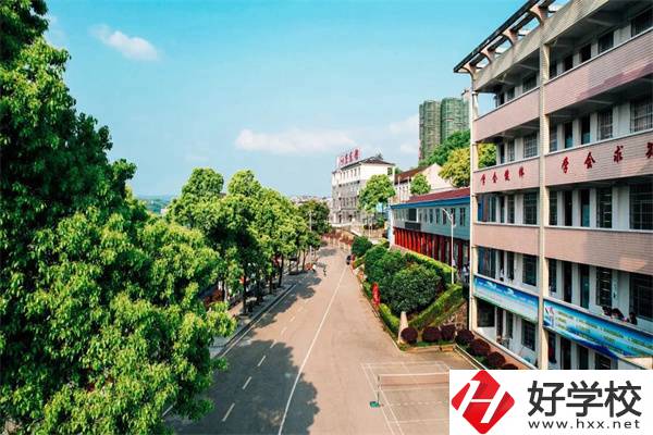 懷化有可以考大學(xué)的中職學(xué)校嗎？哪所升學(xué)情況比較好？