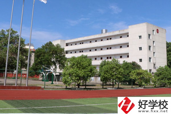 中鐵十二局有限公司技工學校怎么樣，有哪些專業(yè)？