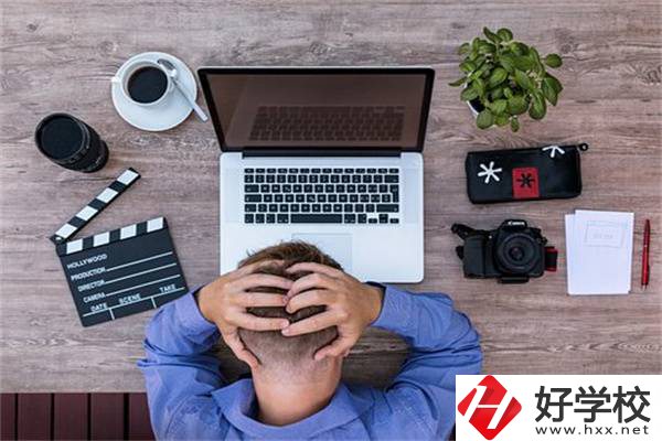 湖南中職生畢業(yè)會有就業(yè)難的問題嗎？選就業(yè)還是升學？