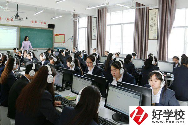張家界有哪些公辦技校？公辦技校免學(xué)費嗎？