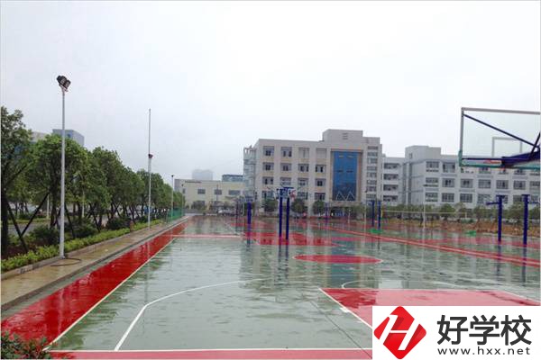 瀏陽最好的技校是哪一所？開設(shè)有什么專業(yè)？