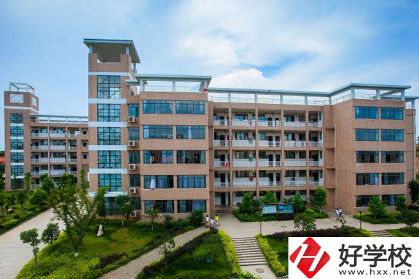 寧鄉(xiāng)職業(yè)中專學(xué)校開設(shè)有哪些專業(yè)？有什么招生要求？