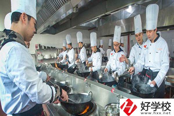 株洲比較好的廚師培訓(xùn)學(xué)校有哪些？烹飪專業(yè)好就業(yè)嗎？