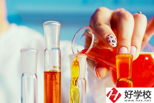 永州湘南旅游學(xué)校環(huán)境怎么樣？宿舍好不好？