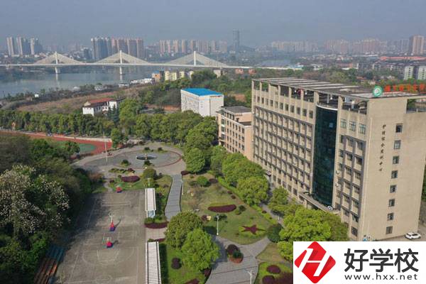 湖南有什么中專學?？梢詫W醫(yī)?中職學醫(yī)要提高學歷嗎?