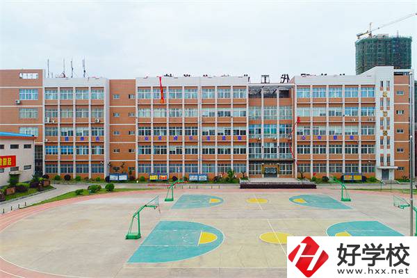 湖南有沒(méi)有3+2職校可以推薦？3+2有什么優(yōu)勢(shì)？