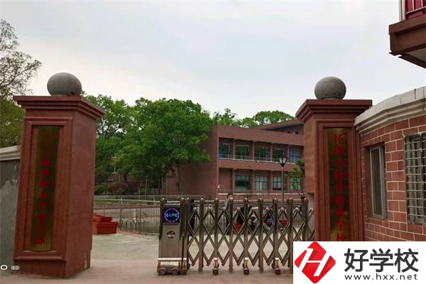 懷化洪江市有哪些中專(zhuān)學(xué)校？有什么辦學(xué)特色？