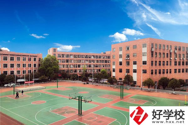 武岡市職業(yè)中專(zhuān)學(xué)校有哪些推薦報(bào)考的專(zhuān)業(yè)？