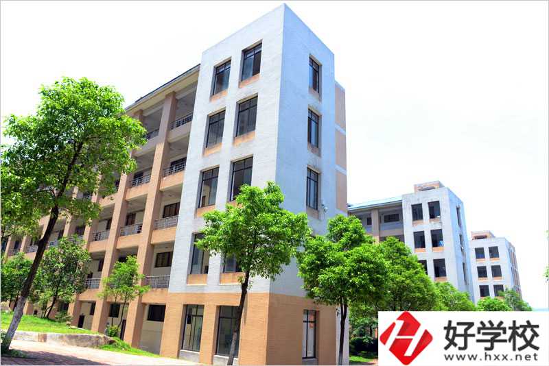 郴州職業(yè)技術(shù)學(xué)院值得去嗎？