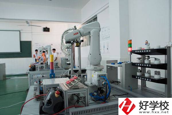寧遠縣職業(yè)中專學校怎么樣？有哪些熱門專業(yè)？