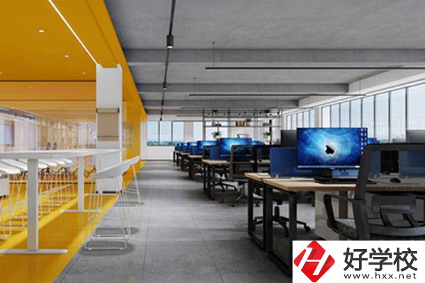 湖南海納技工學校實訓(xùn)室