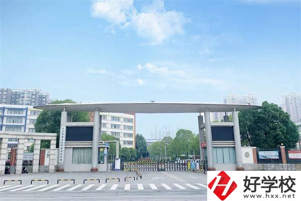 長(zhǎng)沙衛(wèi)校推薦，中職學(xué)校學(xué)醫(yī)衛(wèi)專業(yè)有用嗎？