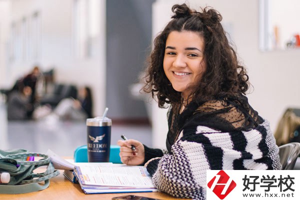 永州育才科技職業(yè)學校好不好？教學特色是什么？