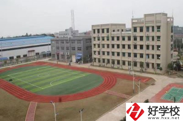 長(zhǎng)沙經(jīng)貿(mào)職業(yè)中專學(xué)校專業(yè)情況如何，助學(xué)政策有哪些？